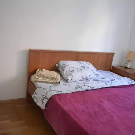 Apartman Pirot Apartment Pirot