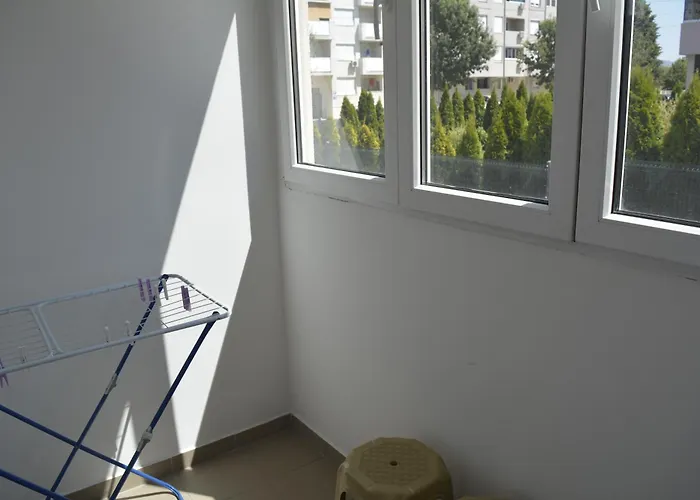 아파트 Apartman Pirot 피로트